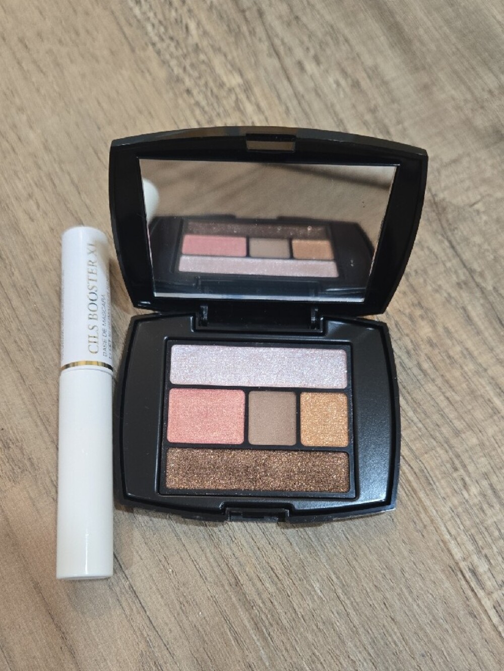 NWT! Lancome Pouch With Makeup & Skincare! - Picture 6 of 6